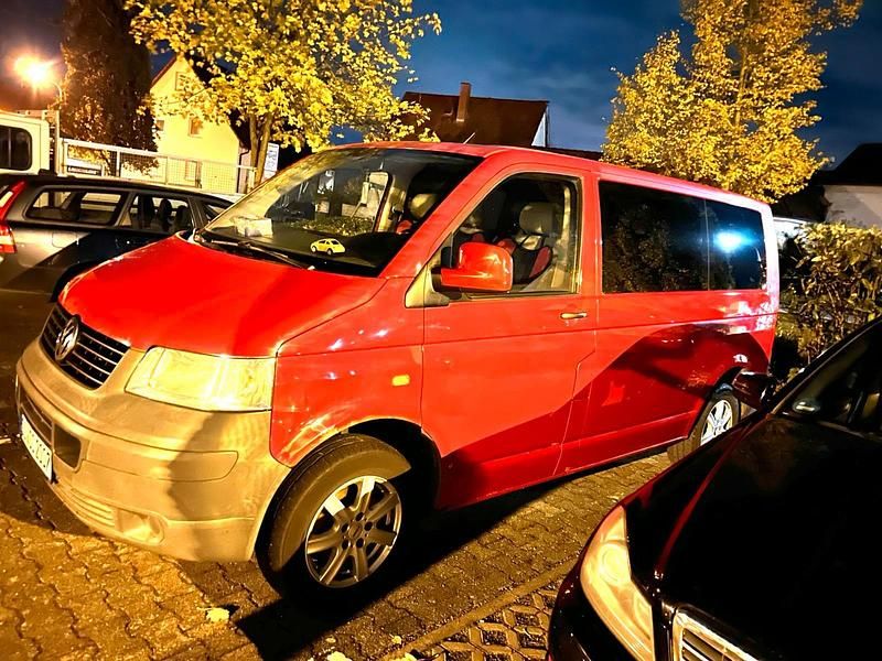 Rot Gebraucht 2006 VW T5 Van | 6.800 € (Fairer Preis) - Bild 1/4