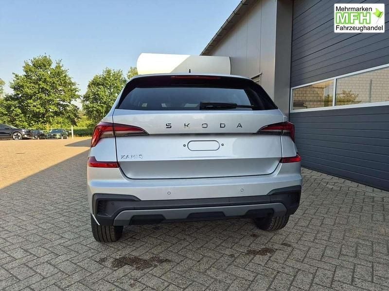 Neu Skoda Kamiq Selection 116 PS (85 kW) 2025 Brillantsilber metallic SUV