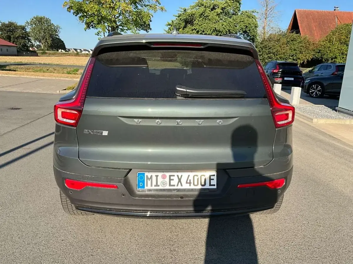 Gebraucht Volvo EX40 Plus 185 kW (252 PS) 2026 Grün SUV