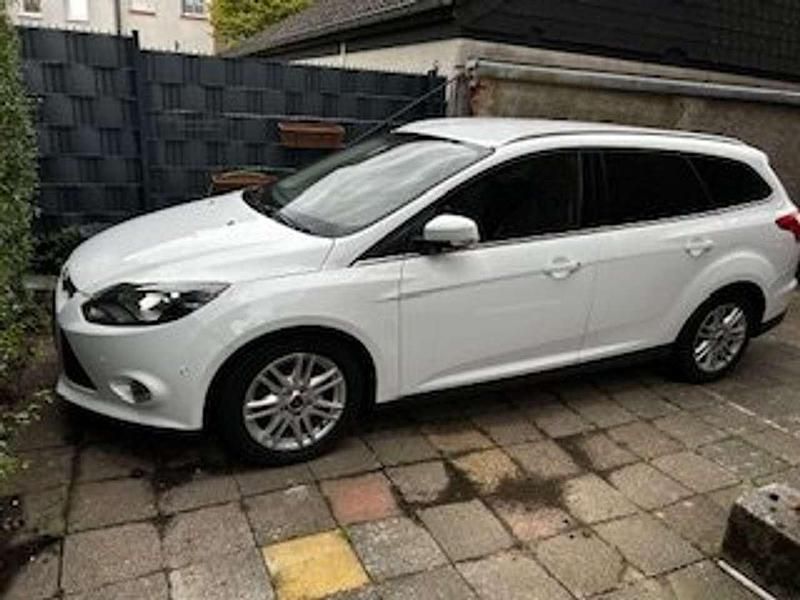 Gebraucht 2014 Ford Focus Titanium Kombi | 2.490 € (Superpreis) - Bild 1/4
