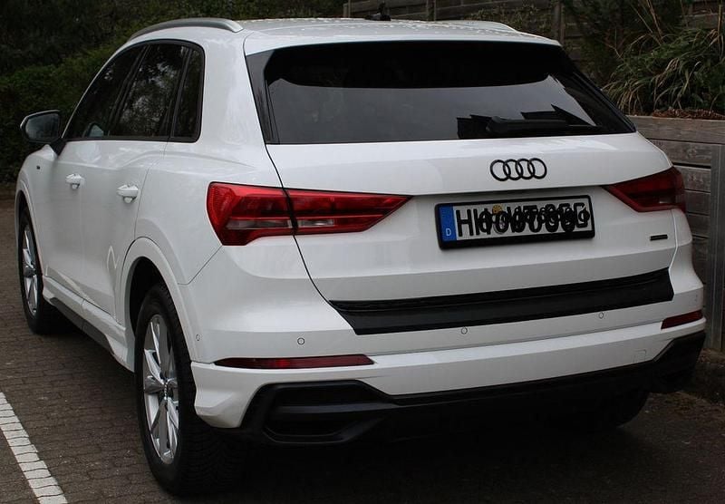 Second-hand Audi Q3 S-Line 150 CP (110 kW) 2020 Alb SUV
