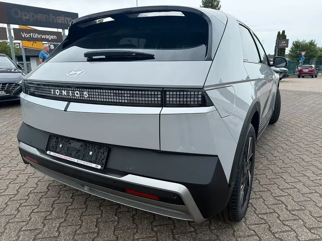 Neu Hyundai Ioniq 5 125 kW (170 PS) 2026 Grau SUV
