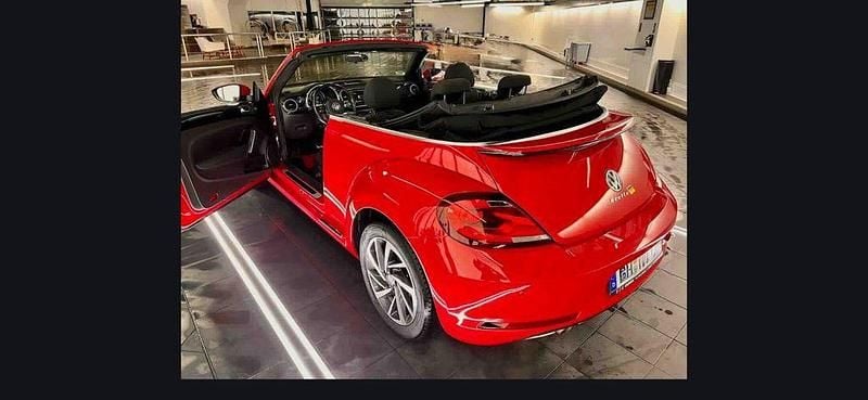 Gebraucht VW Beetle Sound 105 PS (77 kW) 2018 Rot Kleinwagen