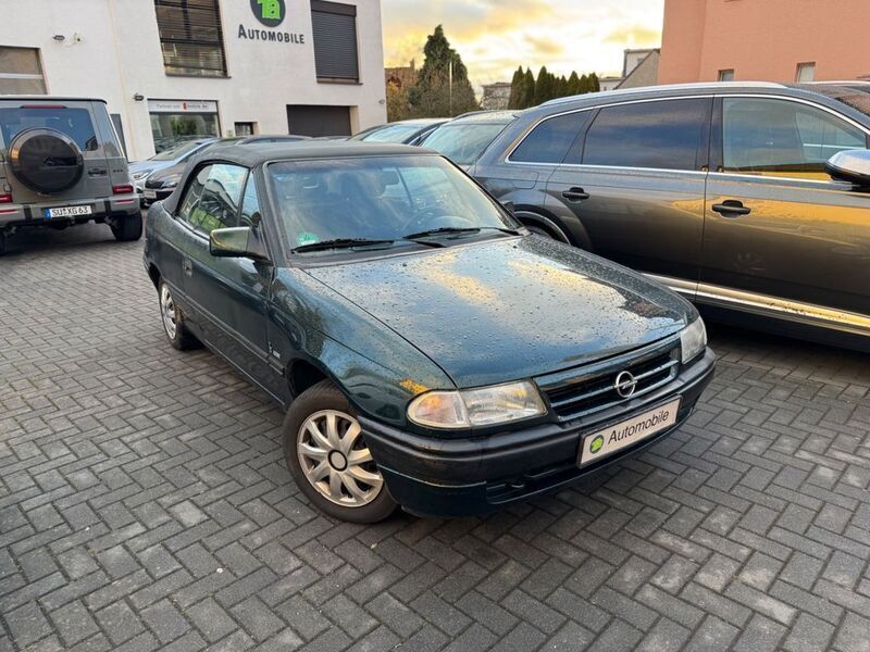 Grün Gebraucht 1994 Opel Astra Cabriolet Cabrio | 1.500 € - Bild 1/4