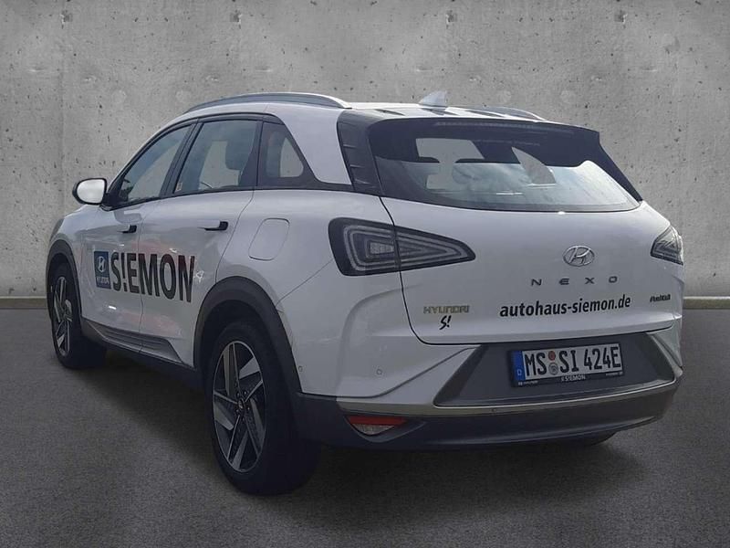 Gebraucht Hyundai Nexo Prime 163 PS (119 kW) 2022 White cream / mic SUV