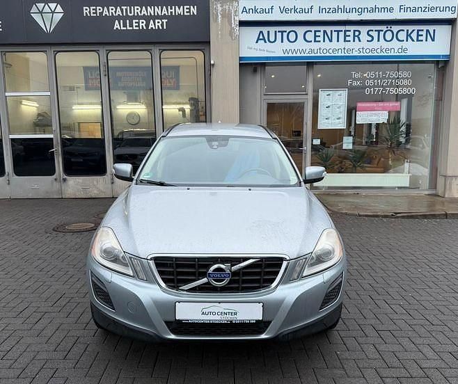 Gebraucht Volvo XC60 163 PS (119 kW) 2011 Silber SUV