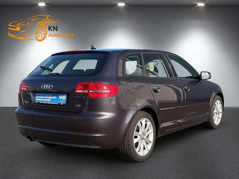Gebraucht Audi A3 140 PS (102 kW) 2011 Braun Kleinwagen