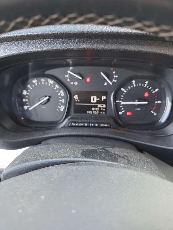 Second-hand Citroën Jumpy 177 CP (130 kW) 2020 Alb Monovolum