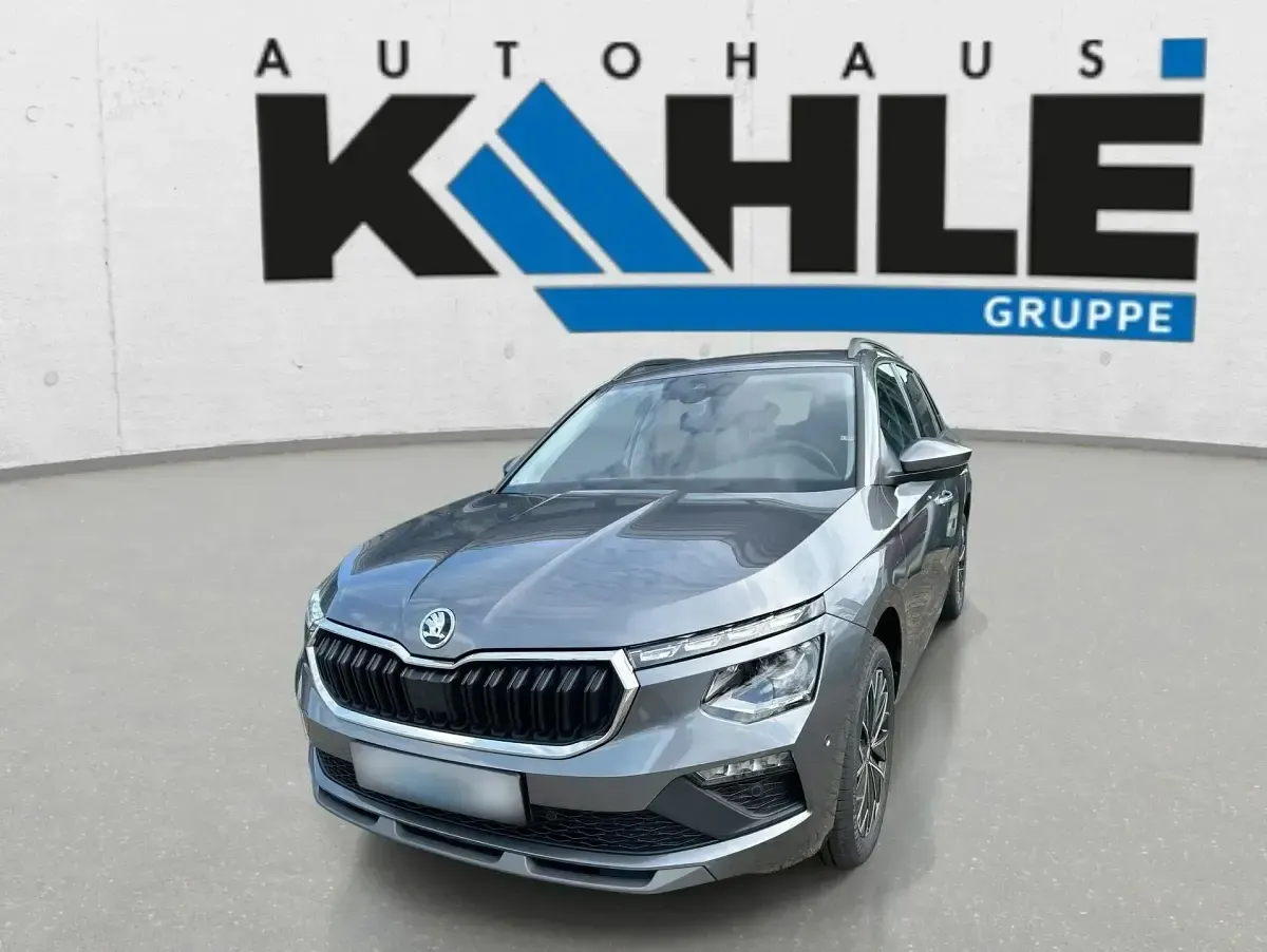 Neu Skoda Kamiq Selection 116 PS (85 kW) 2026 Grau SUV