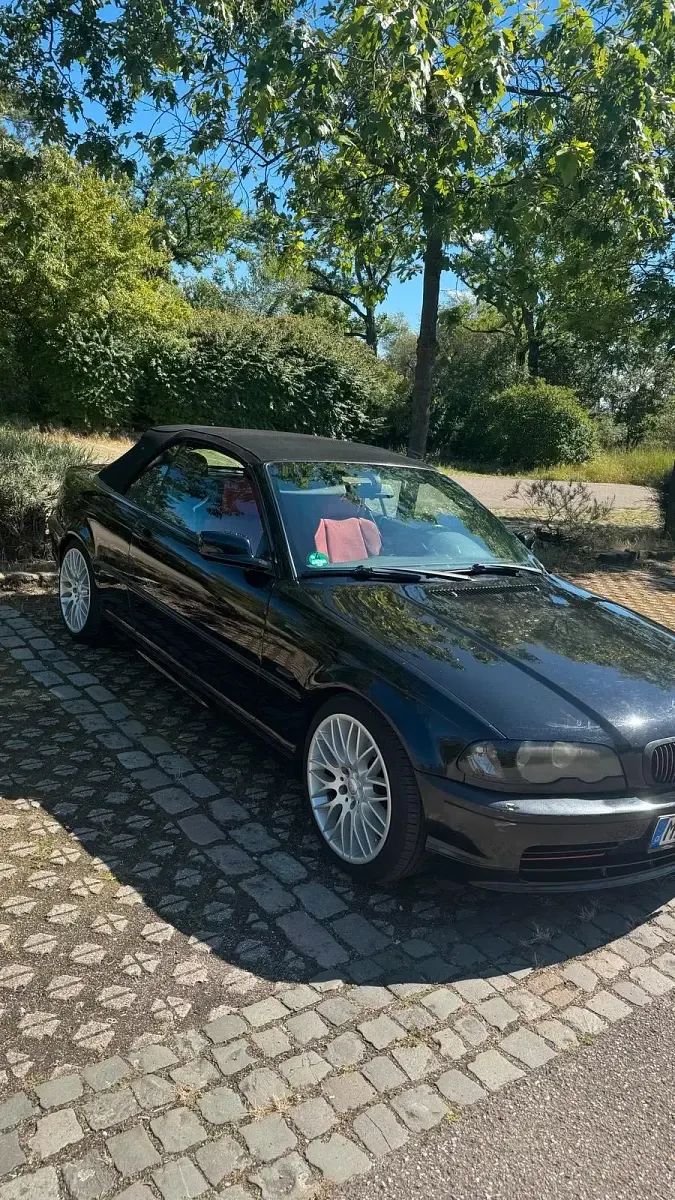 Gebraucht BMW 318 Cabriolet 143 PS (105 kW) 2002 Schwarz Cabrio