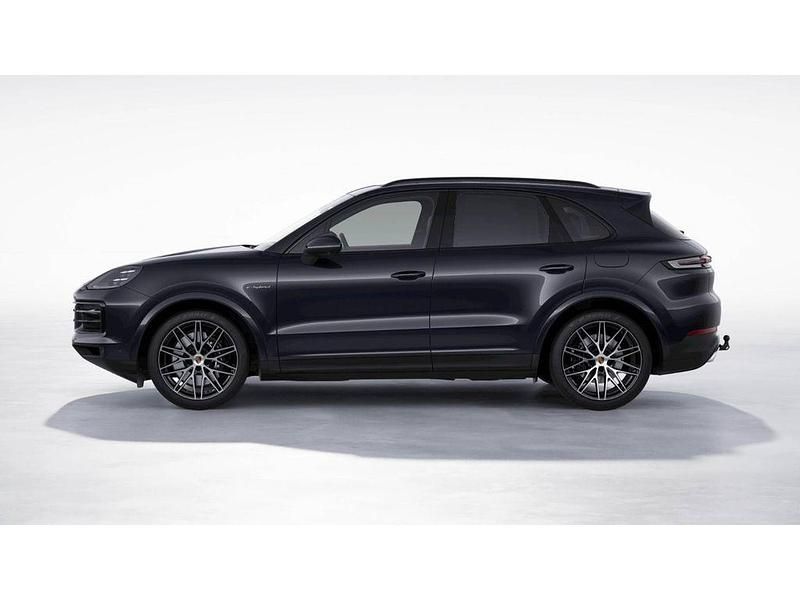 Gebraucht Porsche Cayenne 470 PS (345 kW) 2024 Schwarz SUV