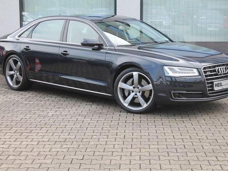 Gebraucht Audi A8 Ambiente 385 PS (283 kW) 2017 Blau Limousine