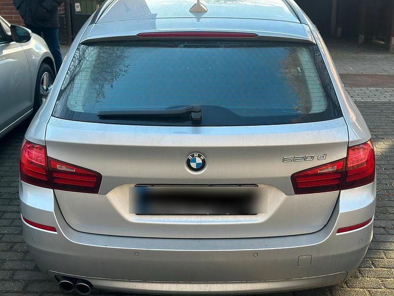 Gebraucht BMW 520 2018 Silber Kombi