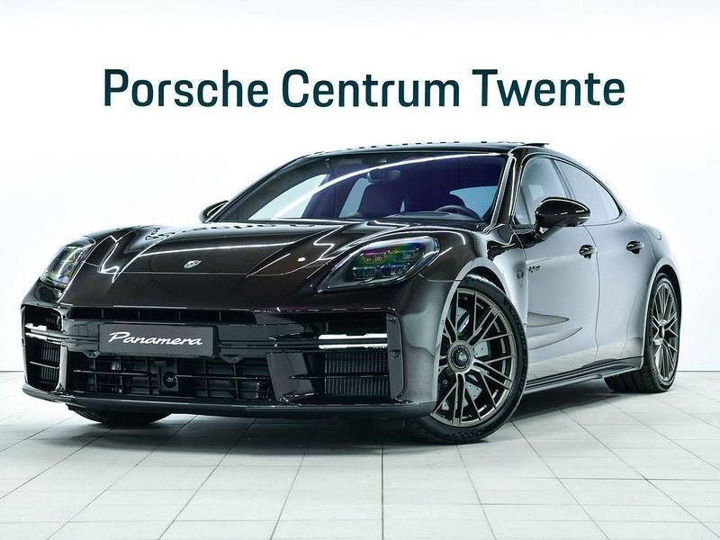 Schwarz Neu 2025 Porsche Panamera Turbo E-Hybrid Limousine | 292.900 € - Bild 1/4