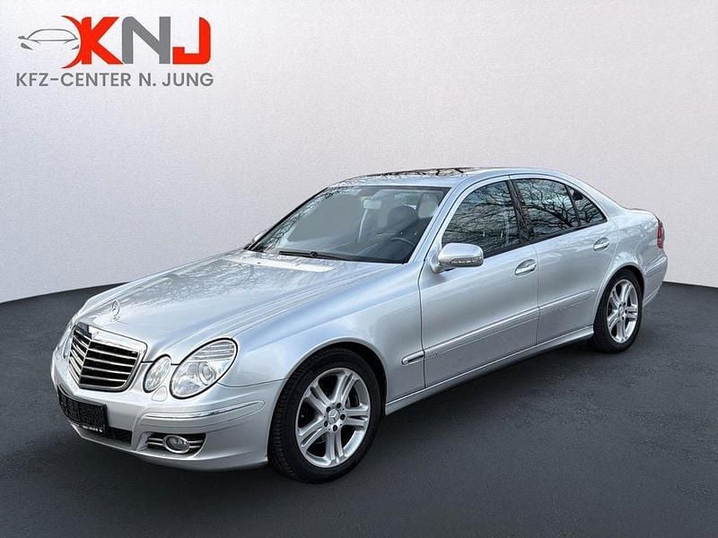 Silber Gebraucht 2006 Mercedes E280 Avantgarde Limousine | 9.900 € (Teuer) - Bild 1/4