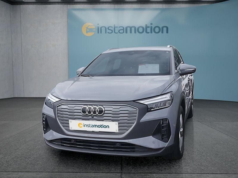 Grau Gebraucht 2022 Audi Q4 e-tron SUV | 24.149 € (Superpreis) - Bild 1/4
