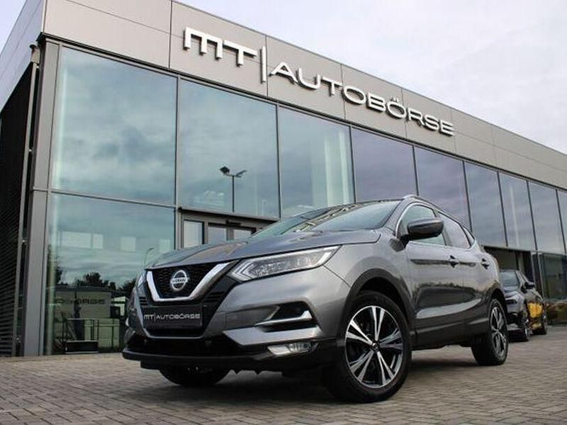 Grau Gebraucht 2020 Nissan Qashqai N-Connecta SUV | 16.900 € (Fairer Preis) - Bild 1/4