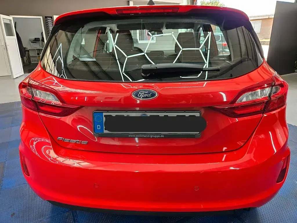 Gebraucht Ford Fiesta Cool & Connect 86 PS (63 kW) 2017 Rot Kleinwagen