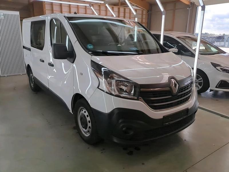Gebraucht Renault Trafic Komfort 120 PS (88 kW) 2021 Weiß Van / Kleinbus