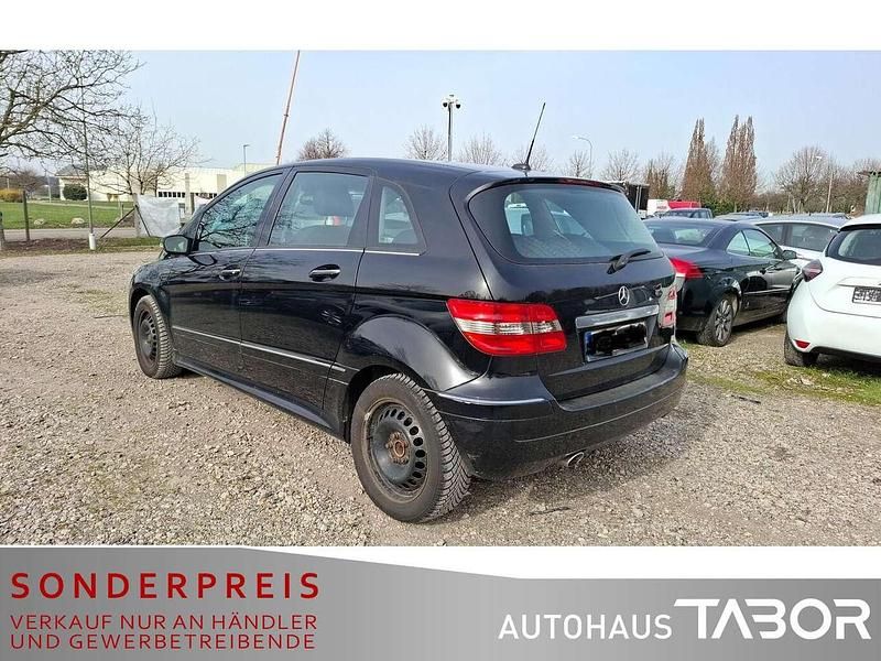 Gebraucht Mercedes B200 140 PS (102 kW) 2008 Schwarz Van / Kleinbus