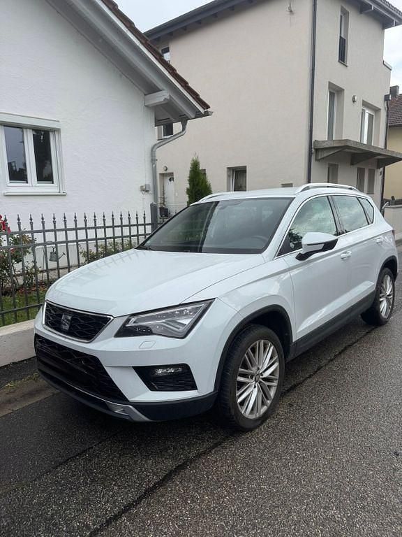 Weiß Gebraucht 2019 Seat Ateca XCELLENCE SUV | 18.000 € (Guter Preis) - Bild 1/4