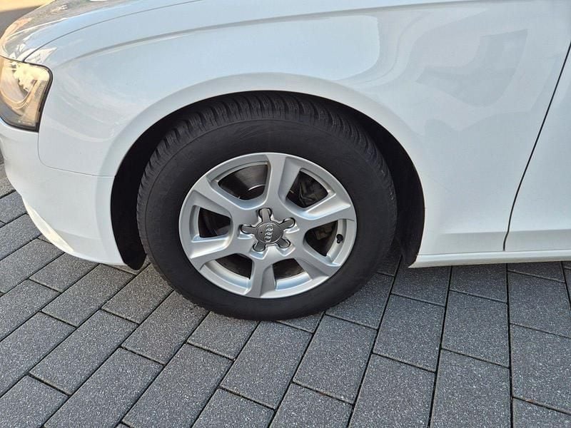 Gebraucht Audi A4 Ambition 143 PS (105 kW) 2013 Weiß Kombi