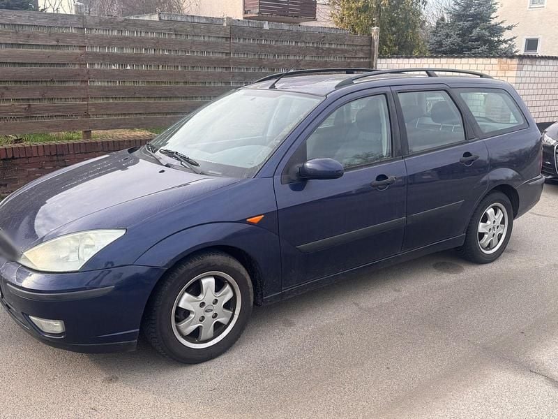 Gebraucht Ford Focus 116 PS (85 kW) 2003 Blau Kombi