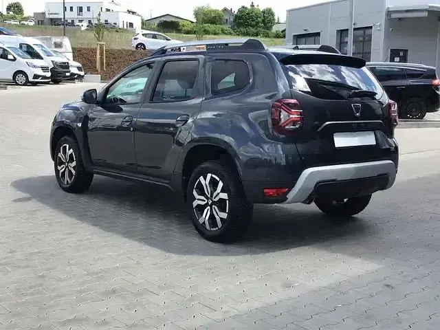 Gebraucht Dacia Duster Prestige 116 PS (85 kW) 2022 Grau comete SUV