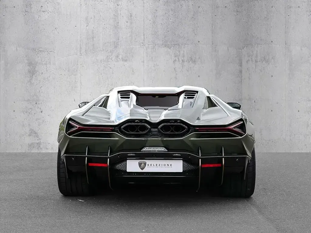 Używany Lamborghini Revuelto 2025 Zielony Coupe