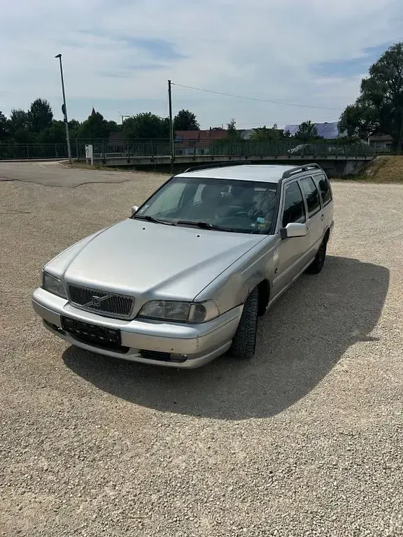 Gebraucht Volvo V70 140 PS (102 kW) 1999 Kombi