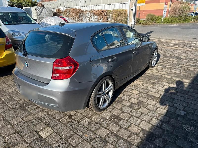 Gebraucht BMW 123 150 PS (110 kW) 2010 Grau Kleinwagen