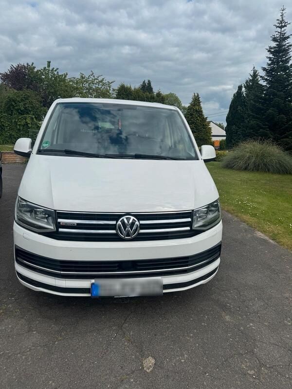 Weiß Gebraucht 2017 VW T6 Generation Six Van | 29.500 € (Fairer Preis) - Bild 1/4