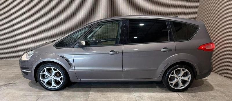 Gebraucht Ford S-MAX S 163 PS (119 kW) 2013 Braun Van / Kleinbus