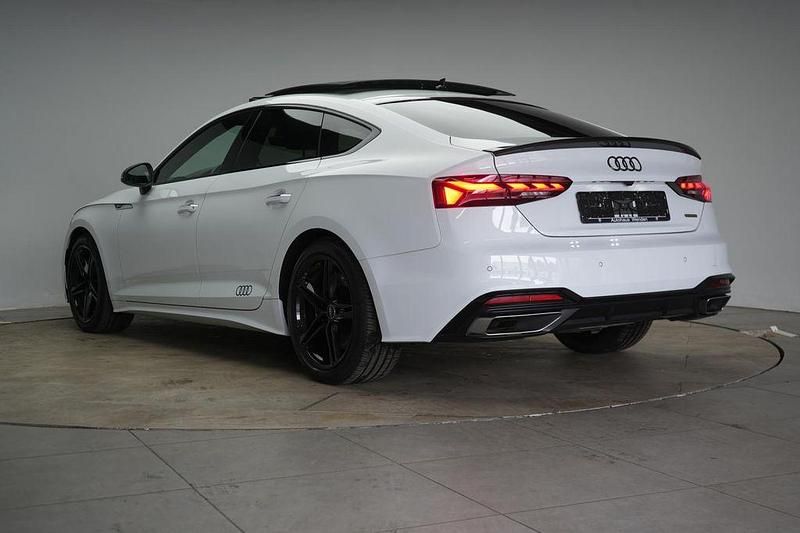 Gebraucht Audi A5 S-Line 265 PS (194 kW) 2022 Glacier white Coupé