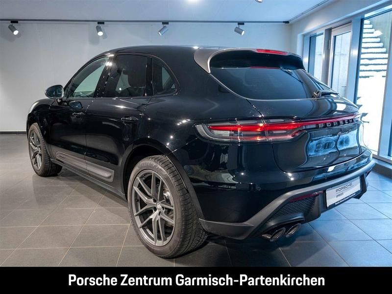 Używany Porsche Macan 265 KM (194 kW) 2024 Czarny SUV