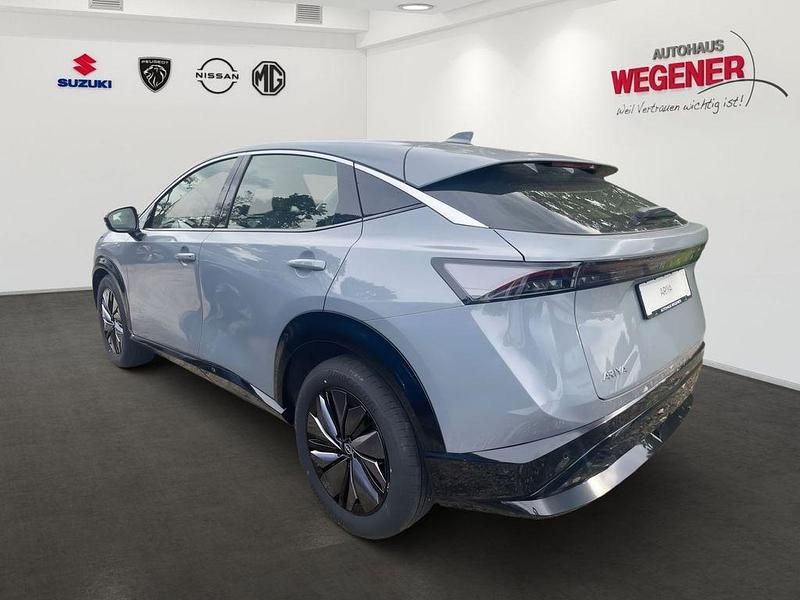 Neu Nissan Ariya Basis 160 kW (218 PS) 2025 Ceramic gray SUV
