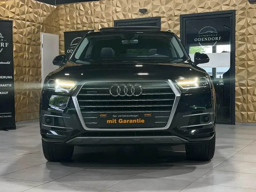 Gebraucht Audi Q7 Ambiente 272 PS (200 kW) 2016 Schwarz SUV