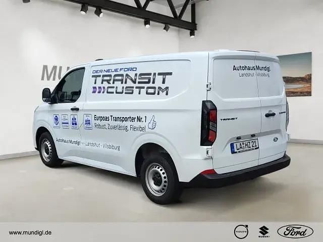 Gebraucht Ford Transit Custom 150 PS (110 kW) 2023 Frostweiß Limousine