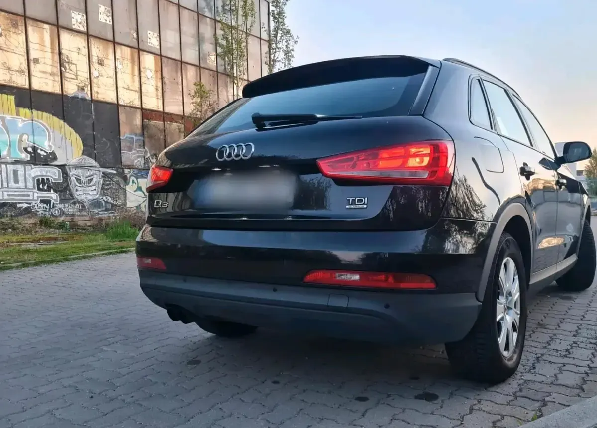 Usata Audi Q3 140 CV (102 kW) 2013 Nero SUV