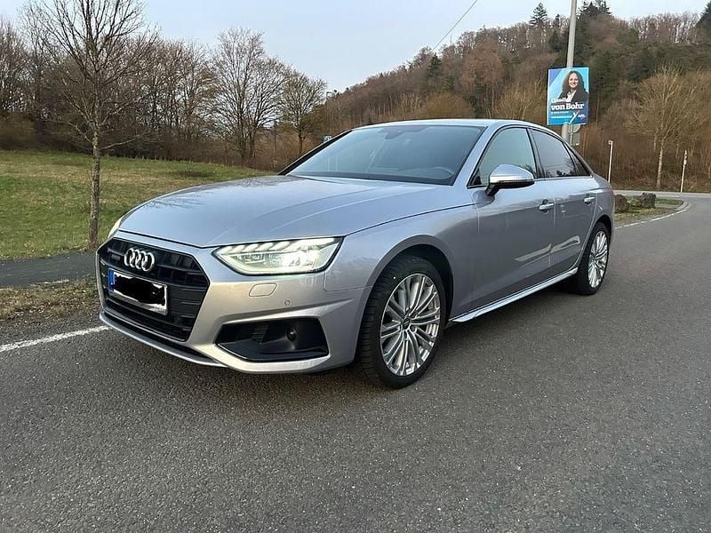 Gebraucht Audi A4 Advanced 190 PS (139 kW) 2020 Silber Limousine