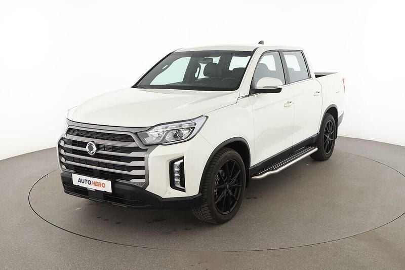 Weiß Gebraucht 2023 Ssangyong (KGM) Musso Sapphire SUV | 31.160 € - Bild 1/3