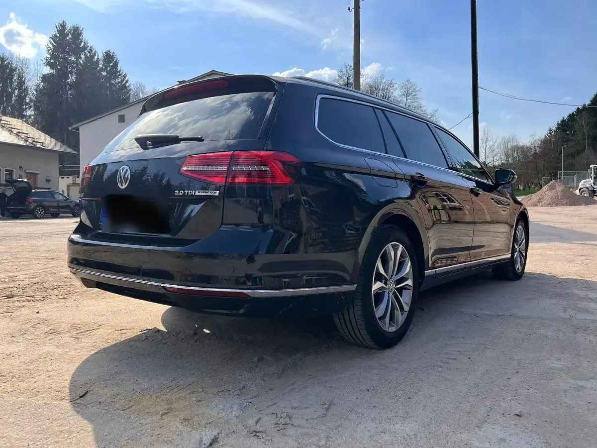 Gebraucht VW Passat Highline 150 PS (110 kW) 2016 Schwarz Kombi