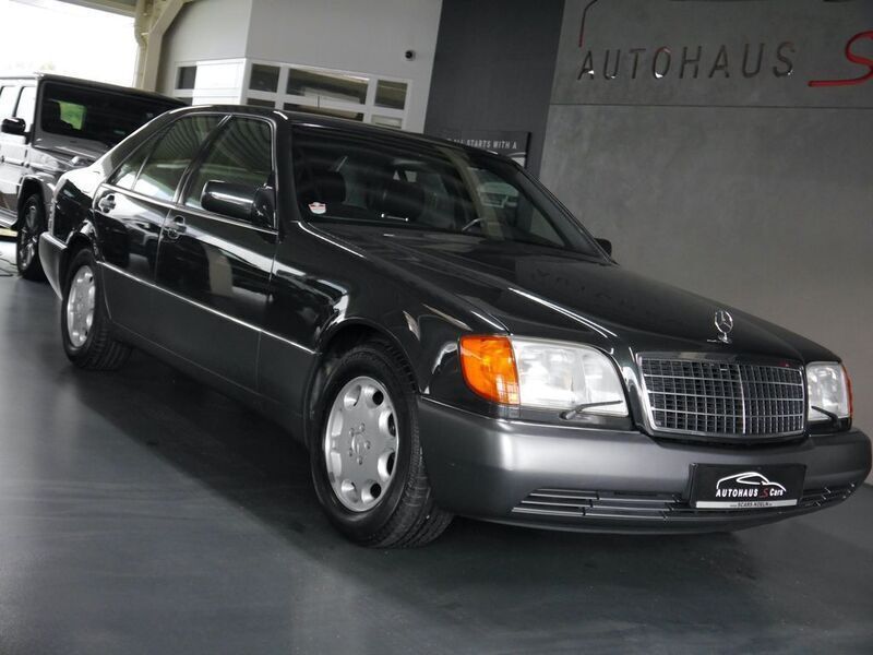 Schwarz Gebraucht 1993 Mercedes 300 SE Limousine | 28.950 € - Bild 1/4