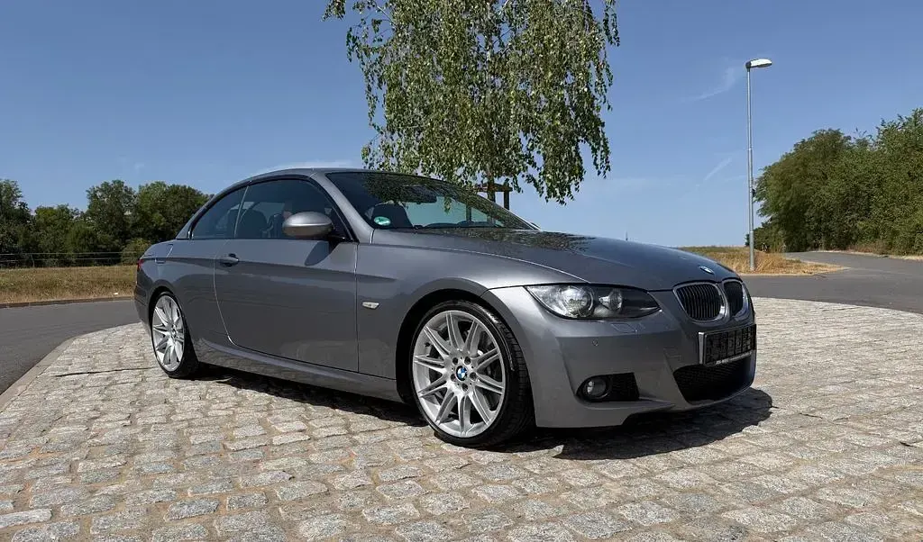 Gebraucht BMW 330 Cabriolet Performance 272 PS (200 kW) 2009 Grau Cabrio