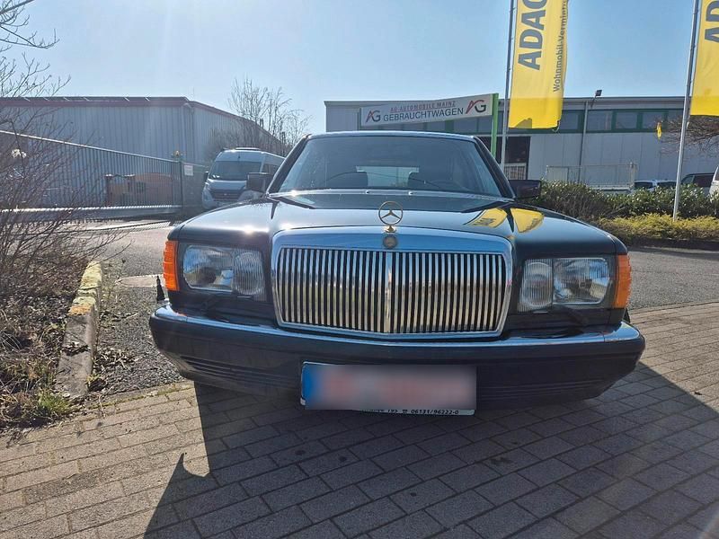 Gebraucht Mercedes 560 279 PS (205 kW) 1993 Blau Limousine