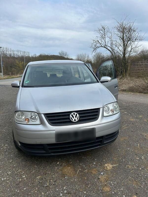 Silber Gebraucht 2005 VW Touran Conceptline Van / Kleinbus | 1.750 € (Guter Preis) - Bild 1/4