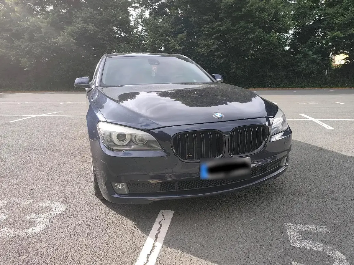 Gebraucht BMW 730 340 PS (250 kW) 2009 Blau Limousine