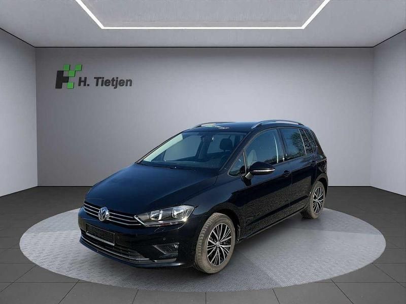 Schwarz Gebraucht 2016 VW Golf VII Allstar Limousine | 15.490 € - Bild 1/4