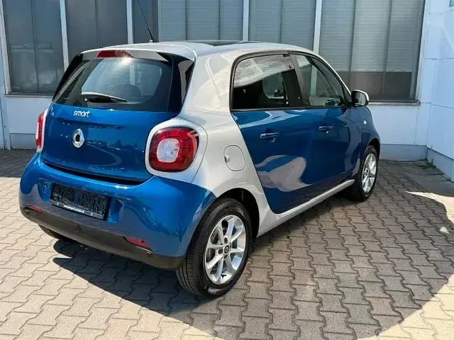 Gebraucht Smart ForFour Passion 90 PS (66 kW) 2017 Blau Kleinwagen