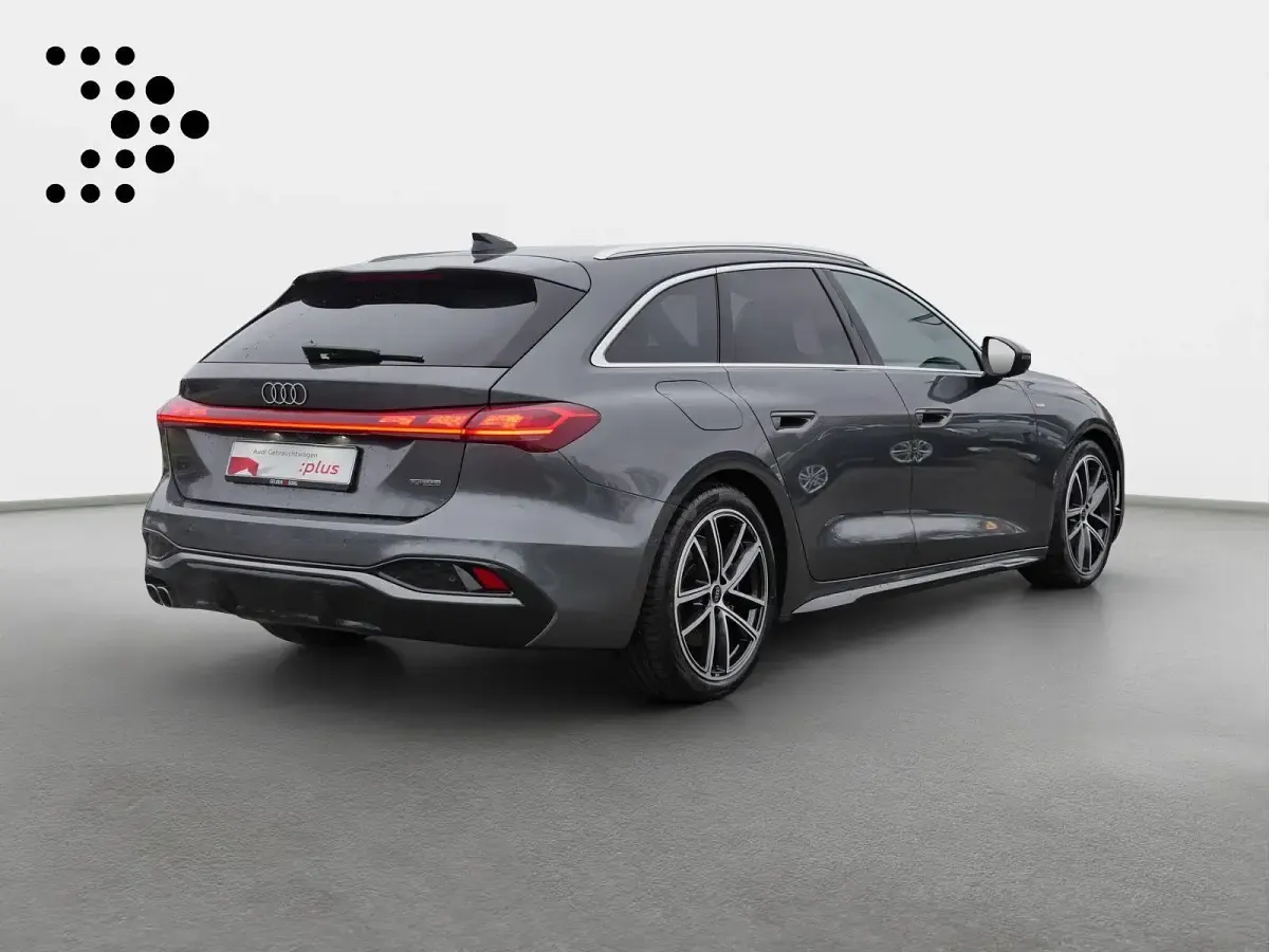 Gebraucht Audi A5 S-Line 204 PS (150 kW) 2024 Grau Kombi